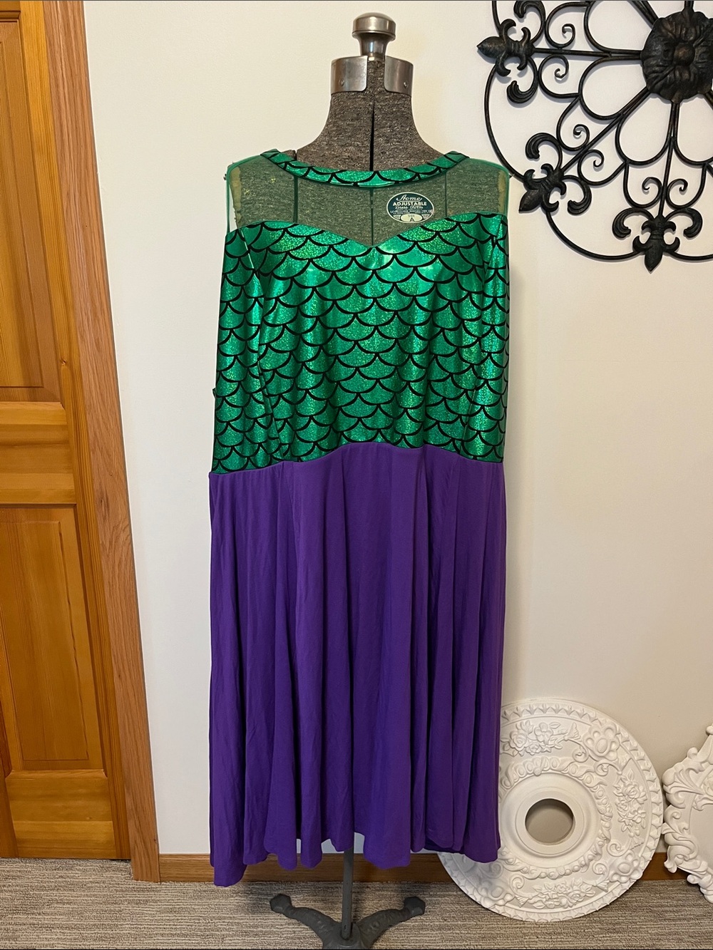 Disney Little Mermaid Green Metallic Scale-Print Bodice w Purple Maxi Skirt 5